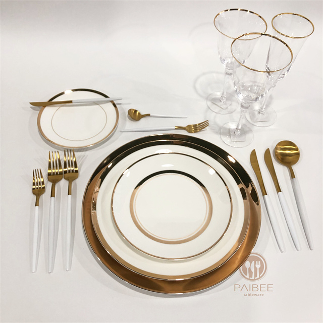 Luxury Gold-rimmed Bone China Plate