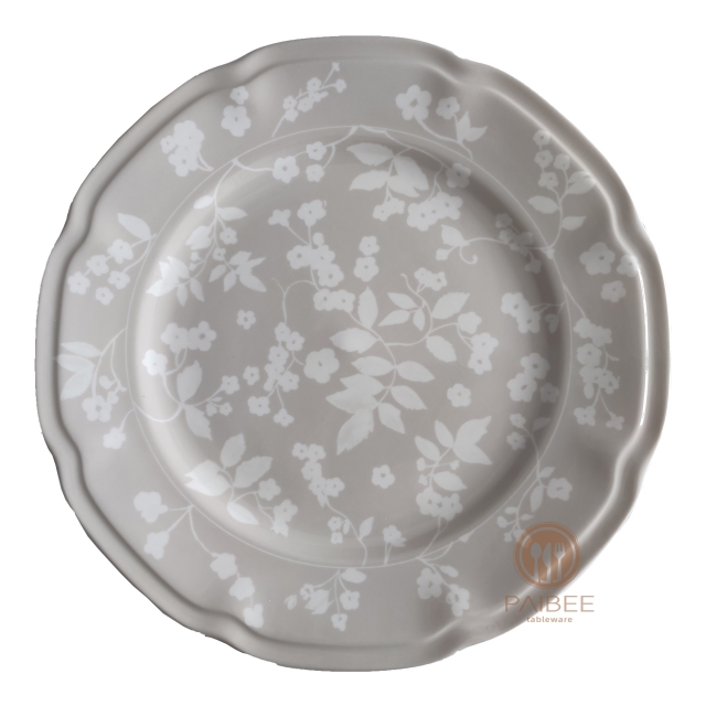 Hand-painted Nordic bone china plate for weddings