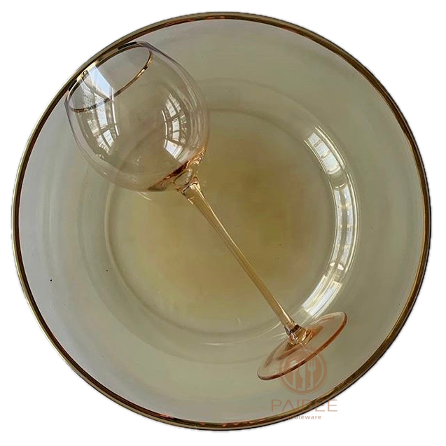 Colored Crystal Glass Charger Plate with Gold Rim for Wedding & Hotel Tableware