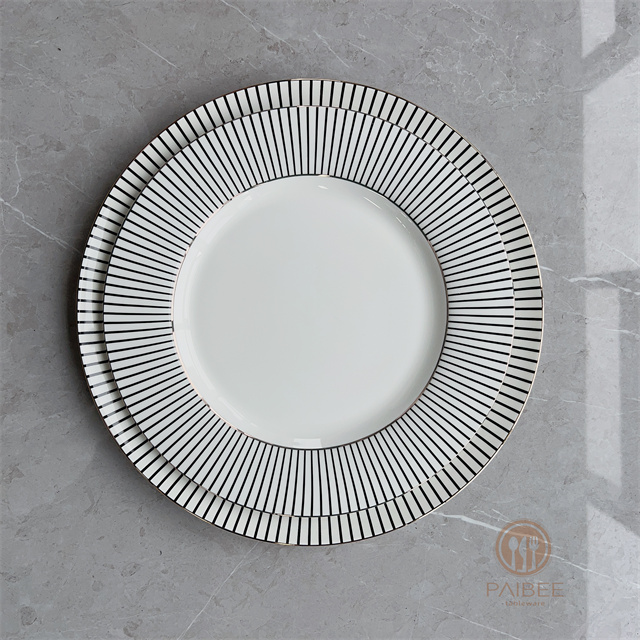 Black And Gold Minimalist Striped Dinner Plate with Gold Border