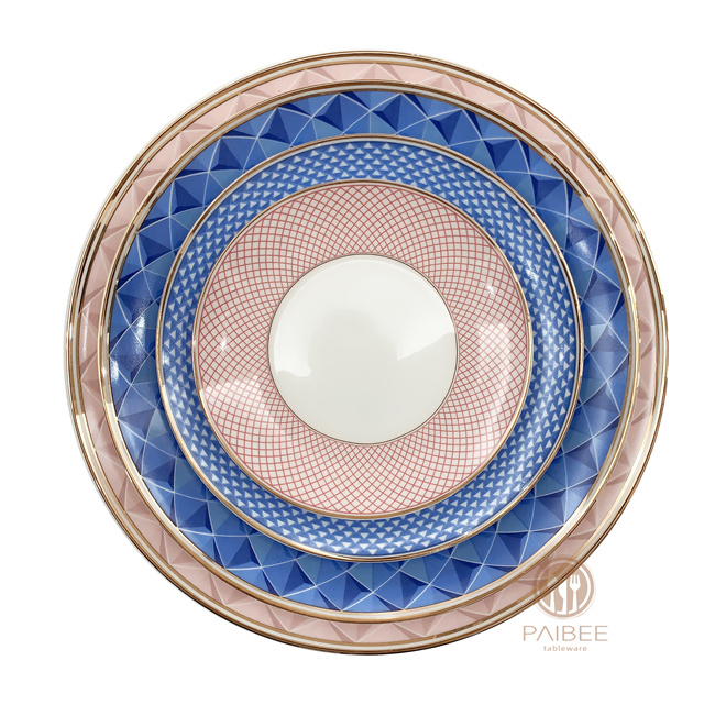 PINK Factory Directly Supplier Wholesale New Checked Design Porcelain Dinnerware Ceramic Red Charger Plate Tableware Dinner Set