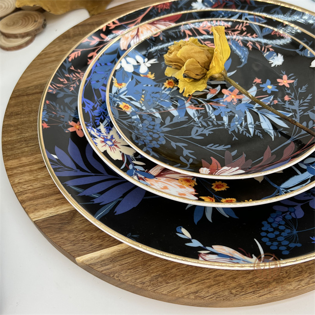 Wholesale European Bowl Plate Set Luxury Tableware Ceramic Dinnerware Set Custom Logo