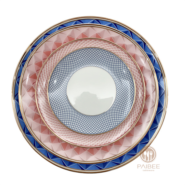 PINK Factory Directly Supplier Wholesale New Checked Design Porcelain Dinnerware Ceramic Red Charger Plate Tableware Dinner Set