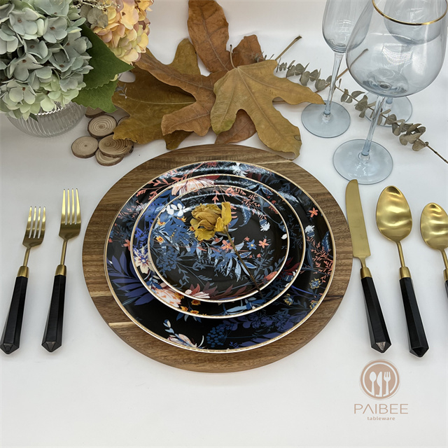 Wholesale European Bowl Plate Set Luxury Tableware Ceramic Dinnerware Set Custom Logo