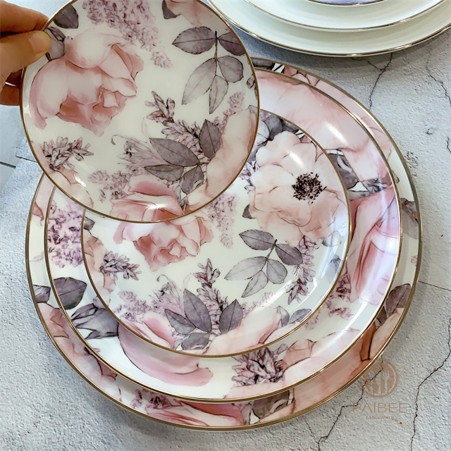 Creative And Beautiful Floral American Pastoral Style Ceramic Dinner Plate with Gold Edge
